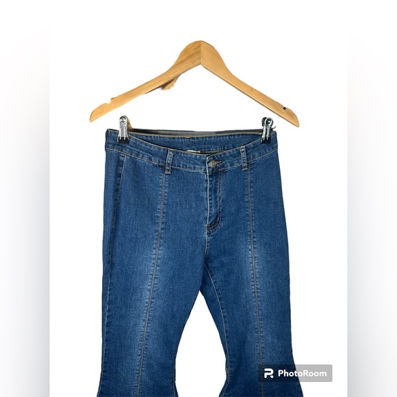 Altr’d State Flare High Waisted Jeans - Picture 3 of 6